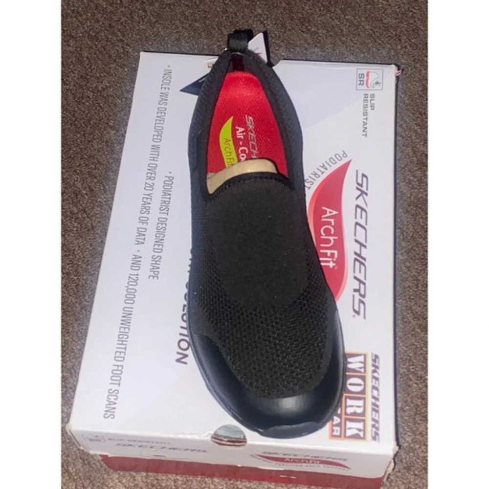 Women's‎ Work Shoes by Skechers Arch Fit Absidy Black 9.5 New With Tags
